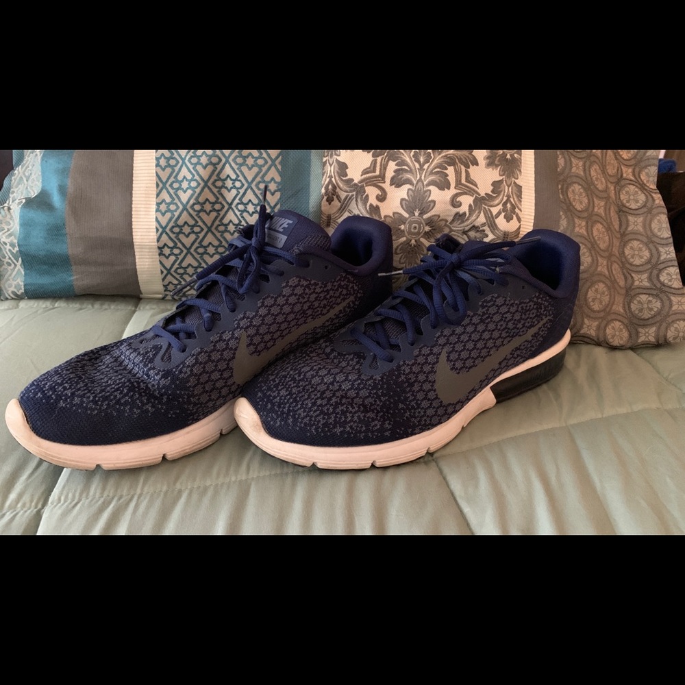 Size 13 Nike Air Max